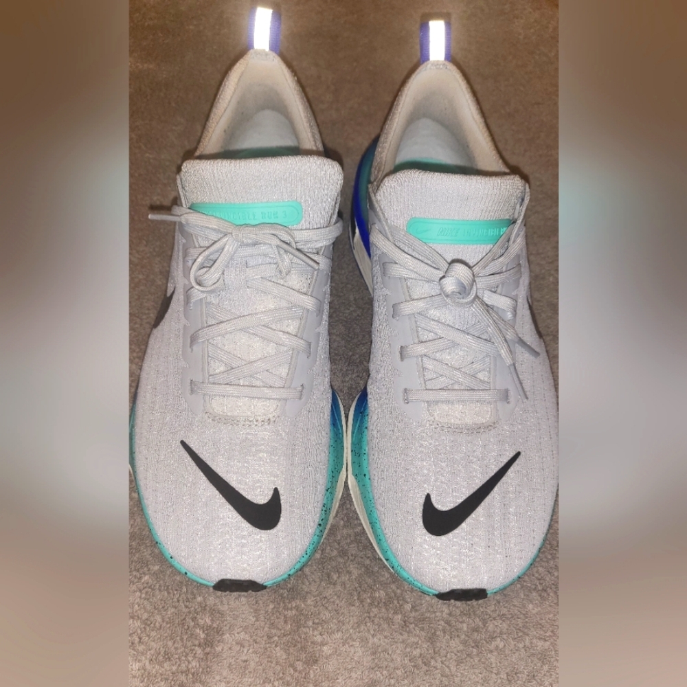 Running shoes